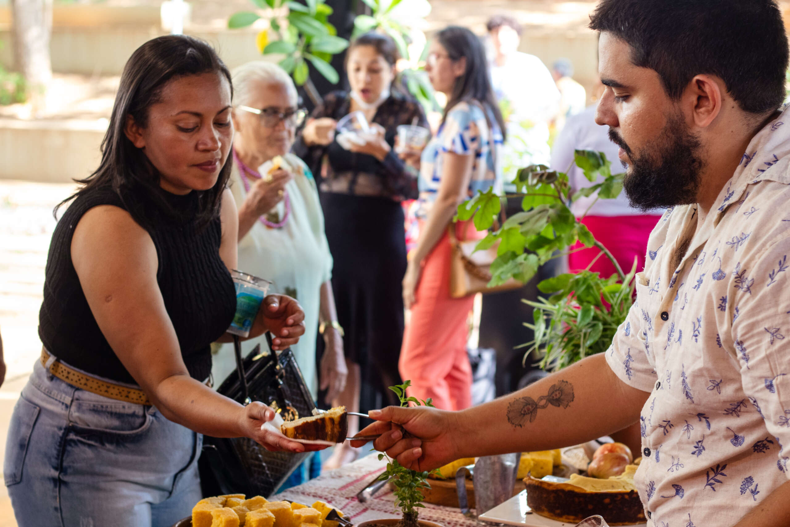 Mercado AlimentaCE se consolida como espaço de pesquisa e aprendizado dos aromas, sabores e tradições da culinária cearense
