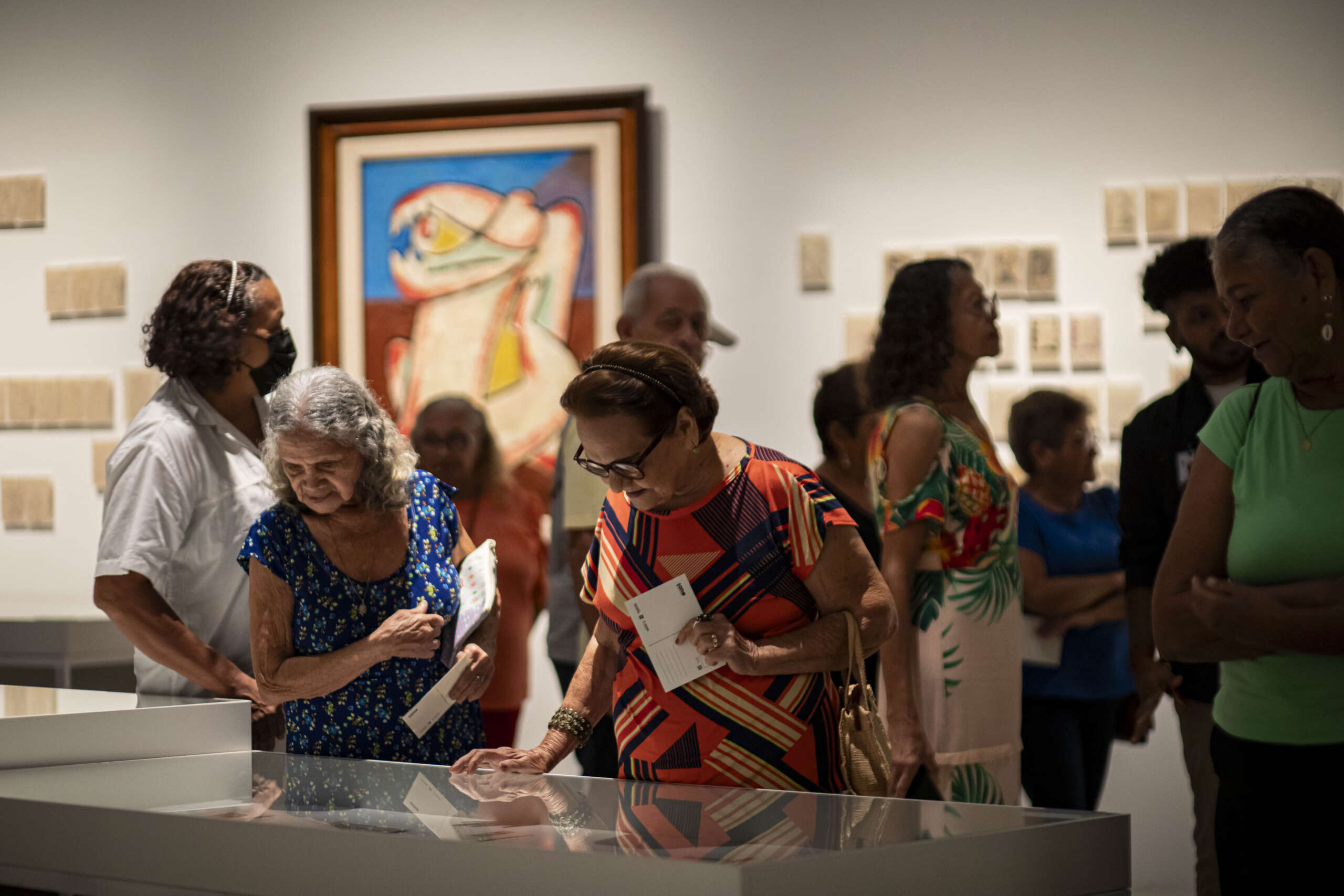 Pinacoteca do Ceará realiza programação especial para idosos e atividades com o público infantil