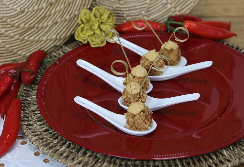 Formação em gastronomia promove transformação social e valorização de ingredientes cearenses