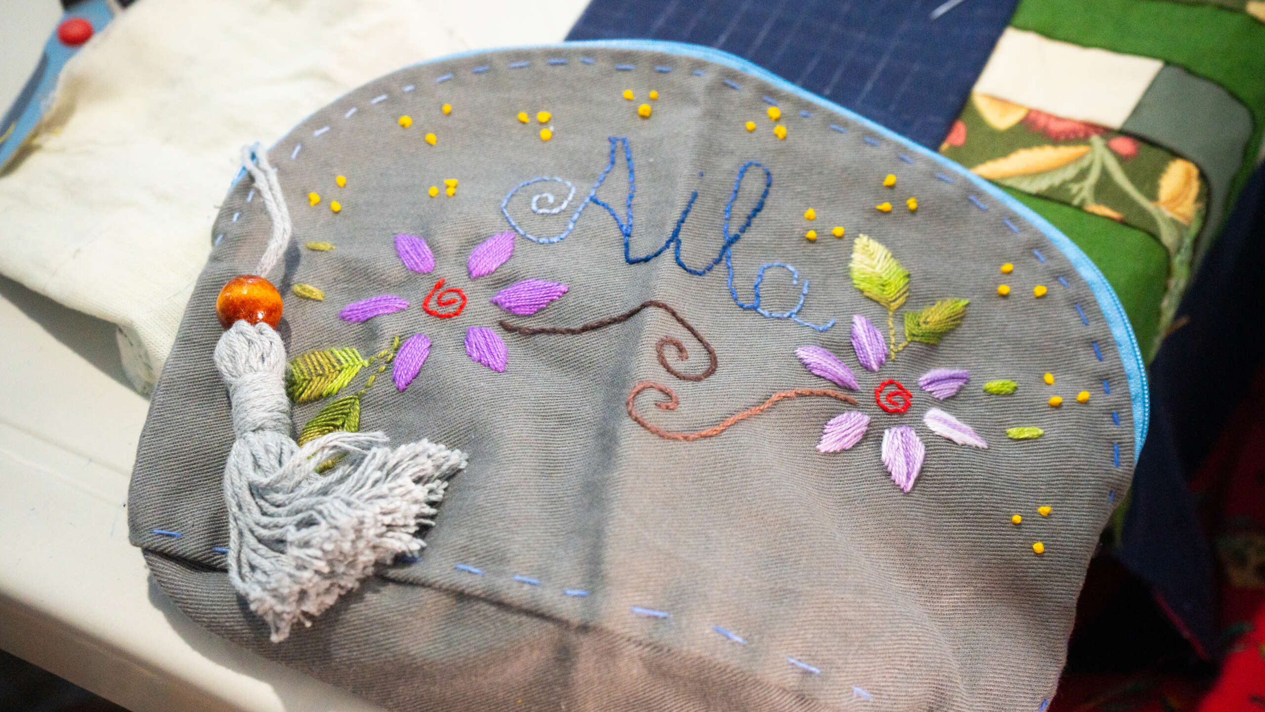 4ª Edição do projeto Comunidades Criativas, no Serviluz, qualifica mulheres a transformar resíduos em arte sustentável