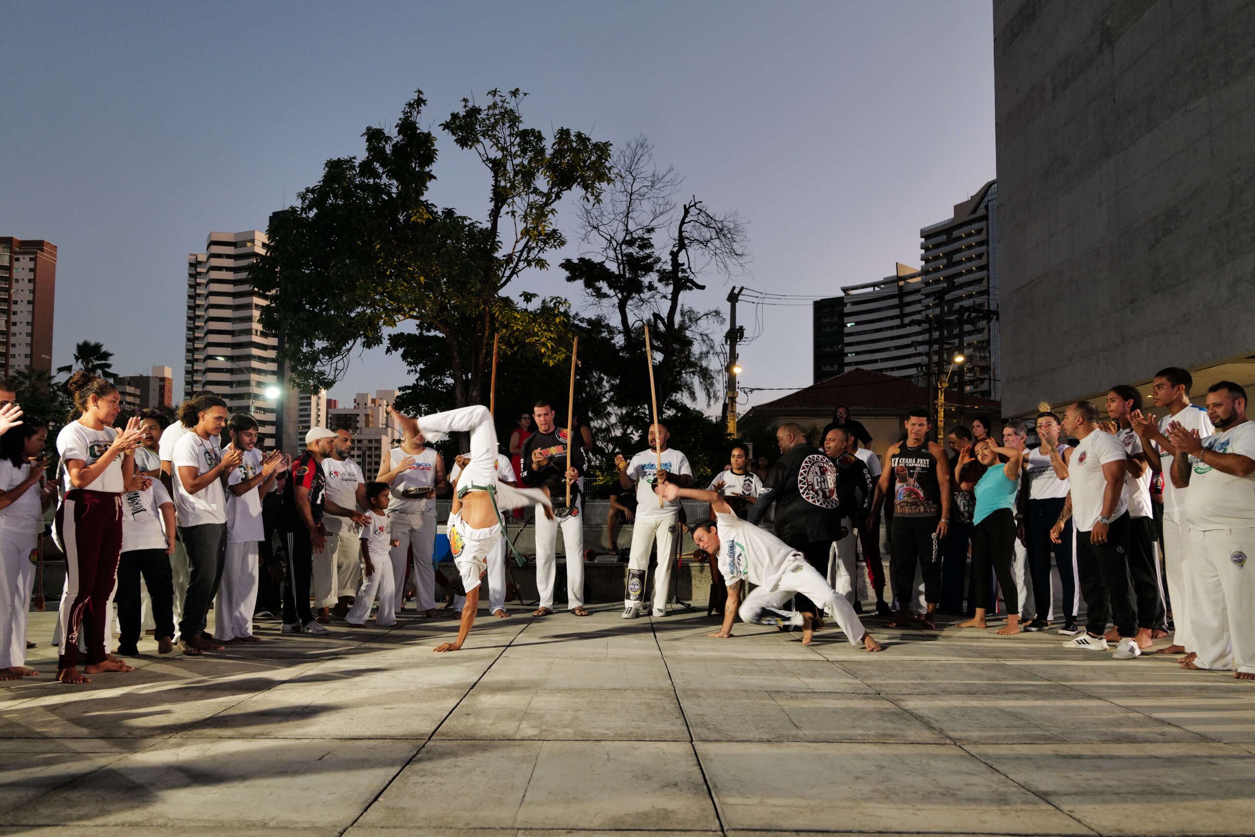Museu da Imagem e do Som realiza fala aberta, discotecagem, roda de capoeira e projeção de video mapping