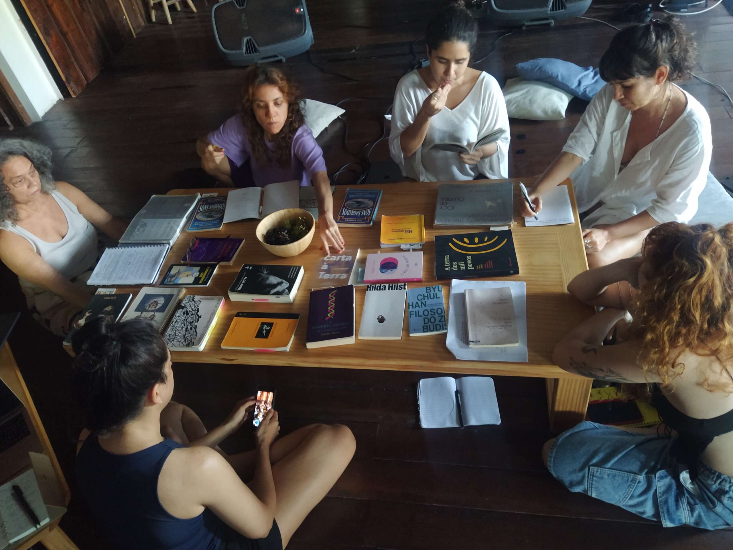 Hub Cultural Porto Dragão recebe o lançamento dos trabalhos do  Projeto Mina nesta quarta-feira (19)