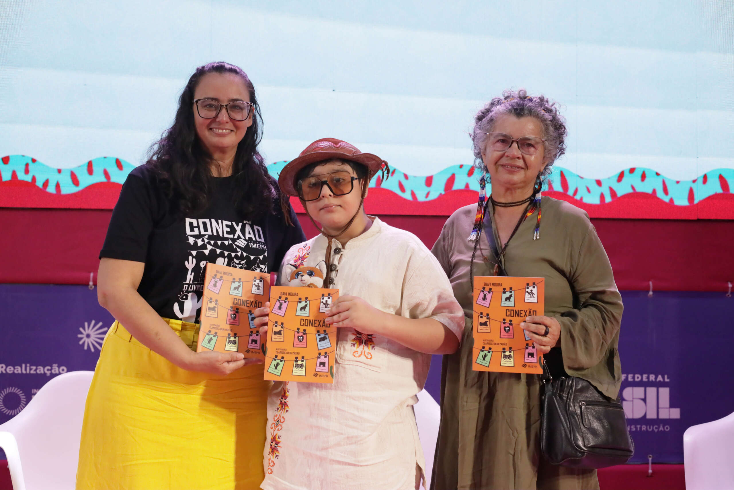 Obra do cearense Davi Moura é destaque entre os lançamentos literários da XV Bienal Internacional do Livro do Ceará