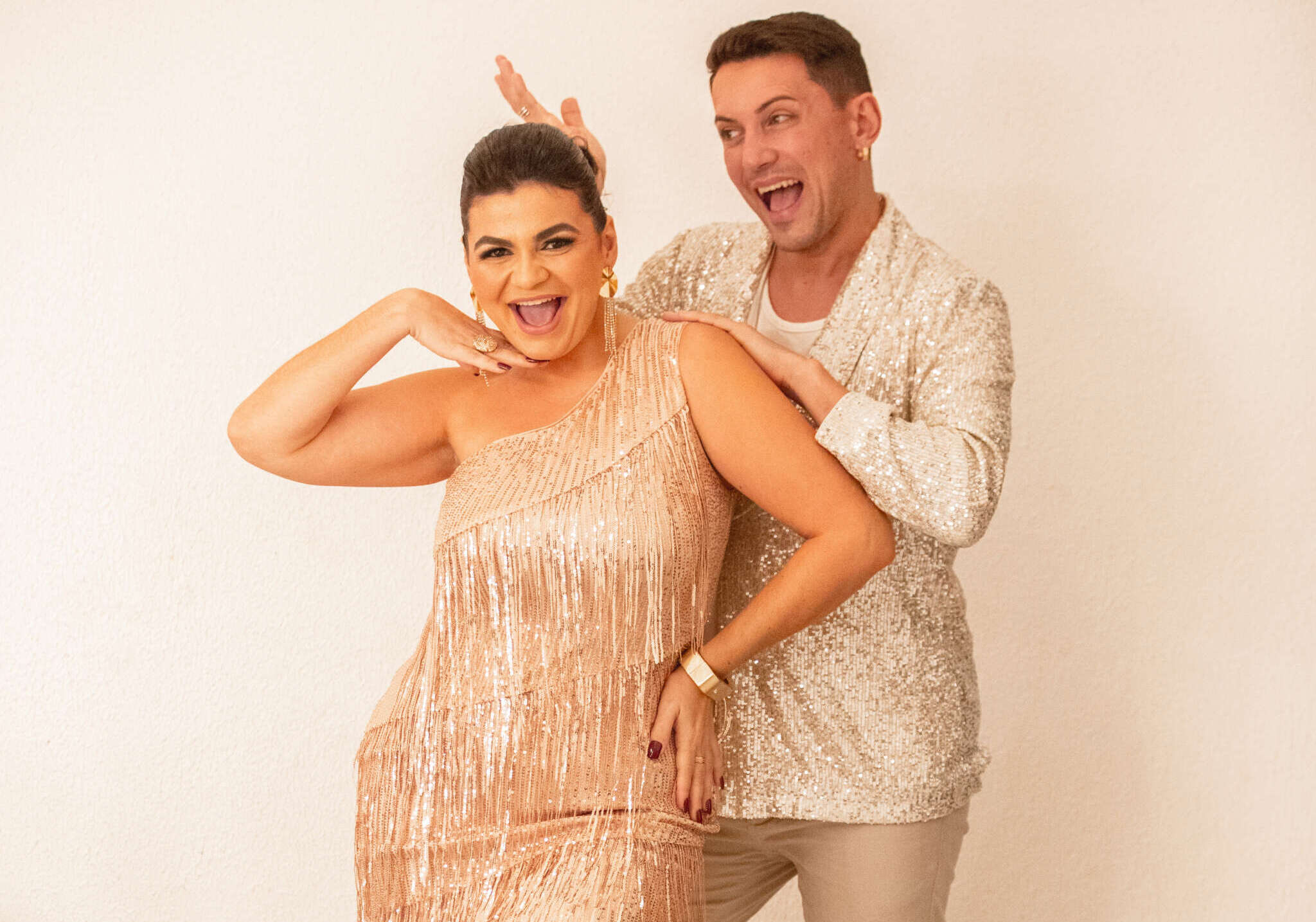 “Mãezinhas Night Show”: Comédia com Morgana Camila e Denis Lacerda cumpre temporada no Teatro Morro do Ouro