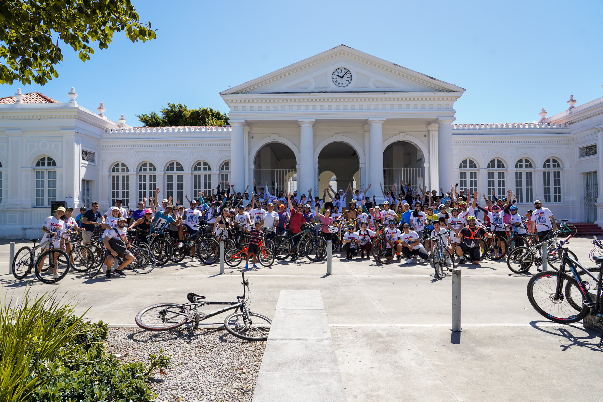 Bó Di Bike leva mais de 250 pessoas a passeio por equipamentos culturais de Fortaleza