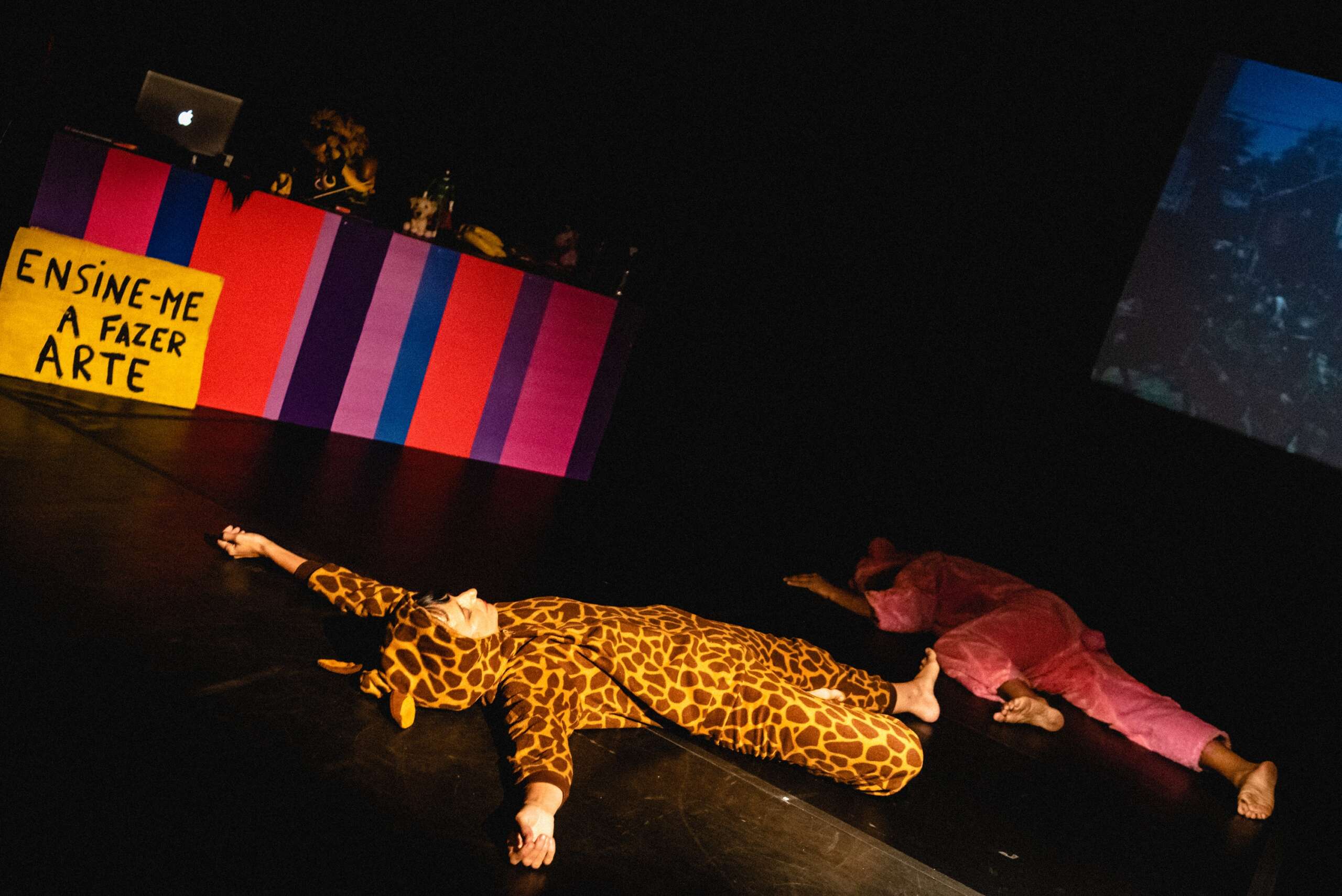 Tania Alice e Gilson Mota voltam a Fortaleza com o espetáculo “Ensine-me a fazer arte”; apresentação nesta quinta-feira (25/9), no Teatro São José