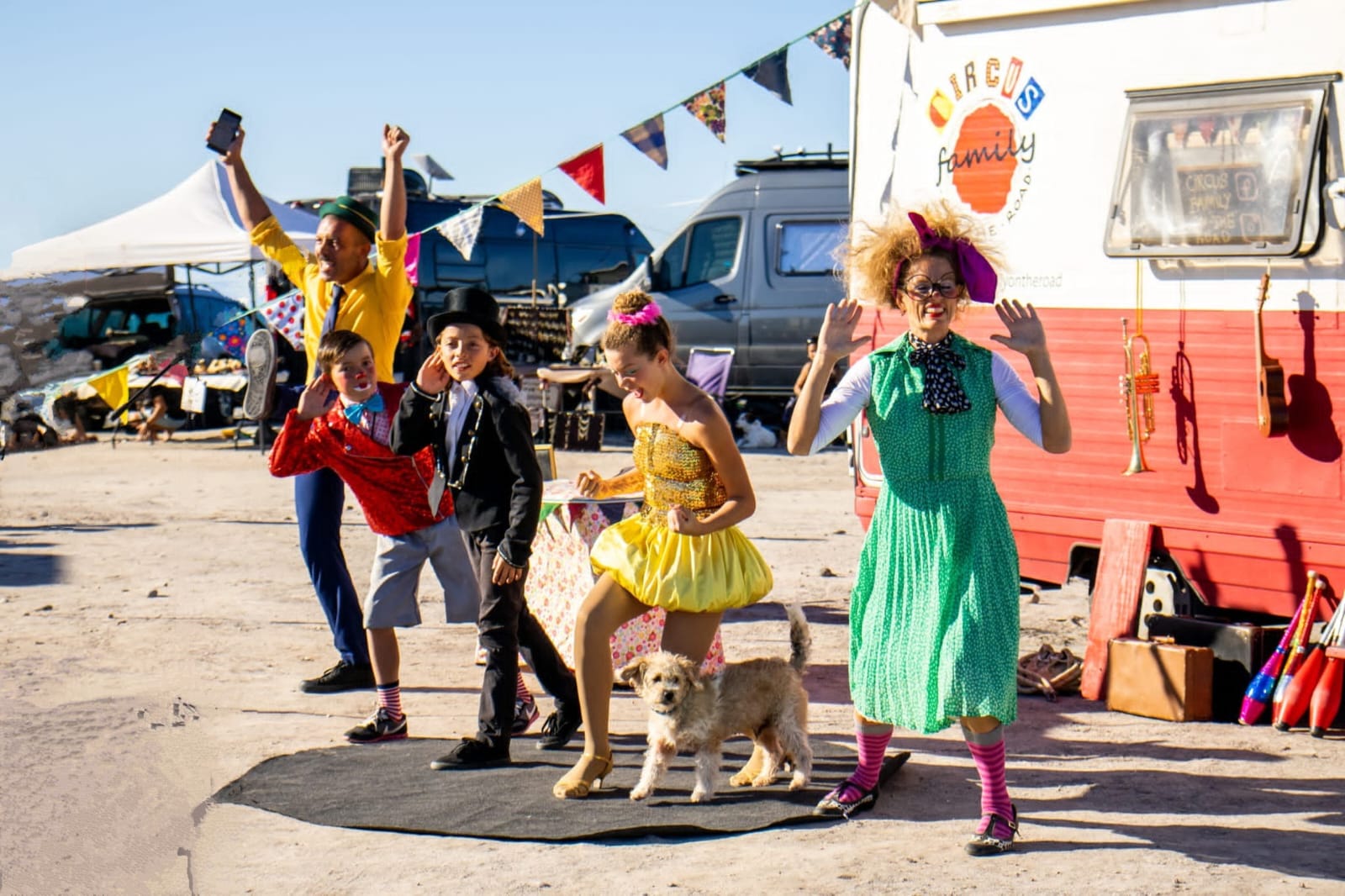 Com apoio da Secult, Festival Vaia começa nesta terça-feira (16) com espetáculos, concurso de piadas e de melhor vaia, na Praça do Ferreira
