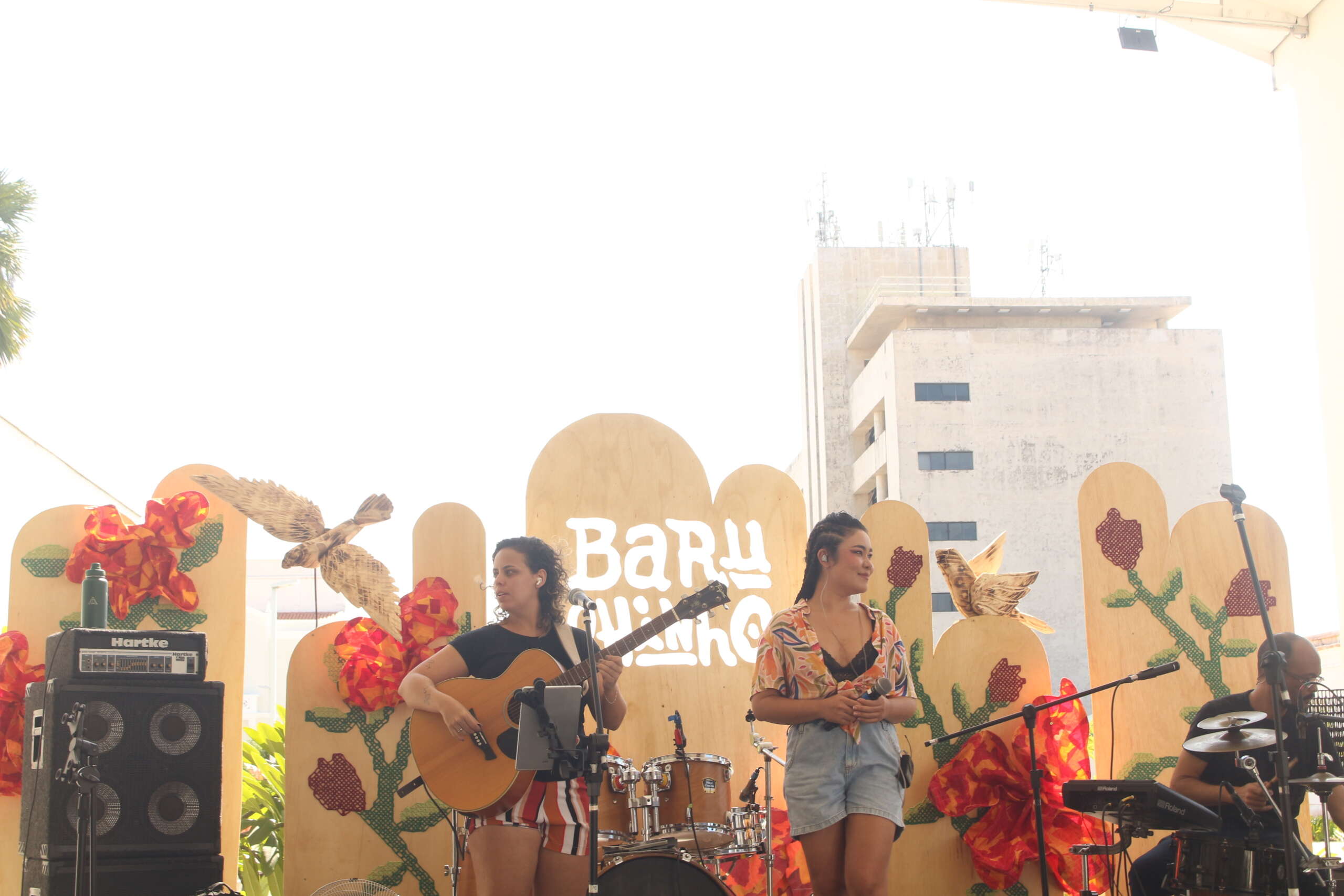 ÀIYÉ (RJ) e Ayla Lemos (CE) se apresentam neste domingo (7), em mais uma prévia do Festival Barulhinho Delas. Convocatórias seguem abertas