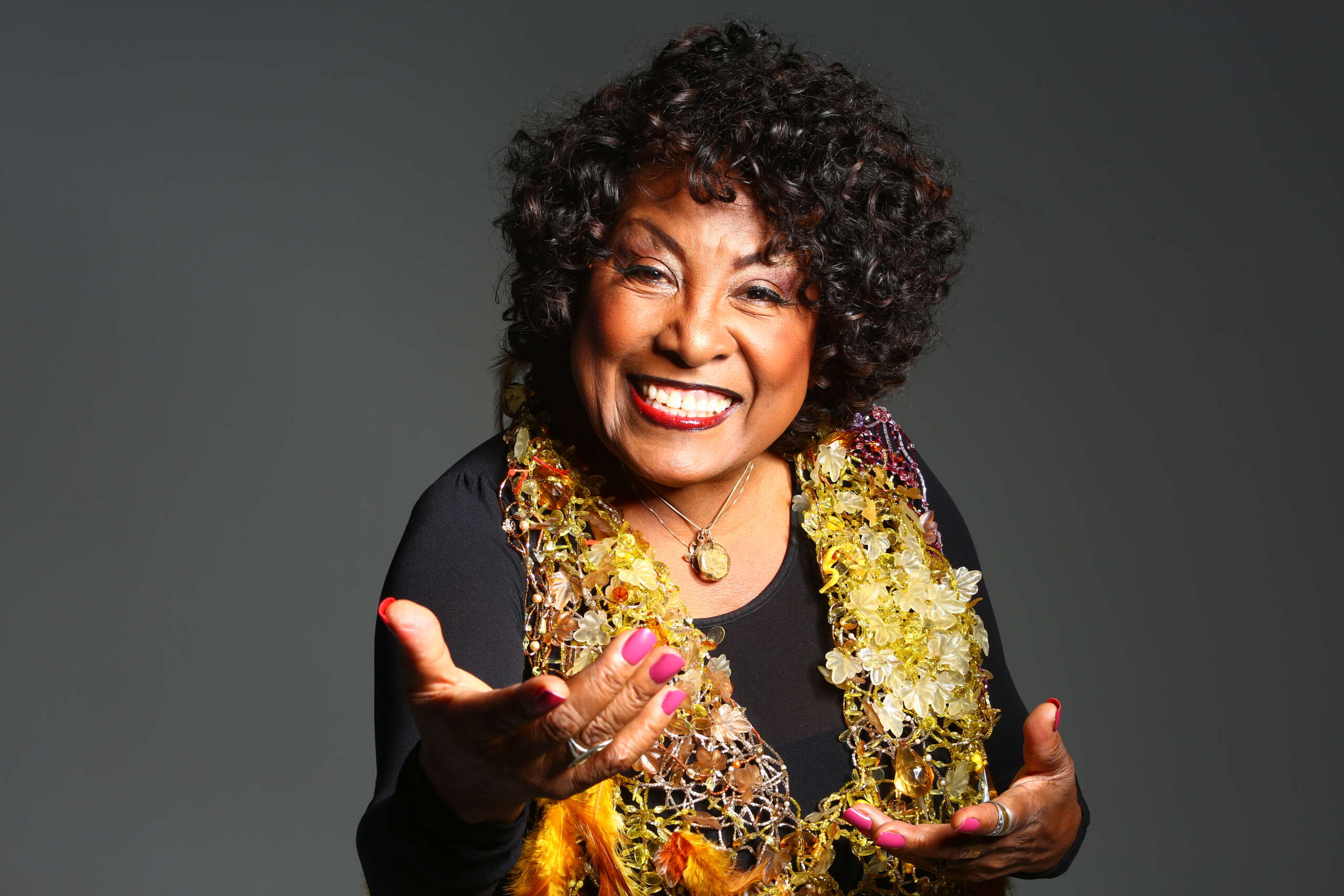 Rosa Marya Colin celebra 60 anos de carreira em apresentação especial no Cineteatro São Luiz