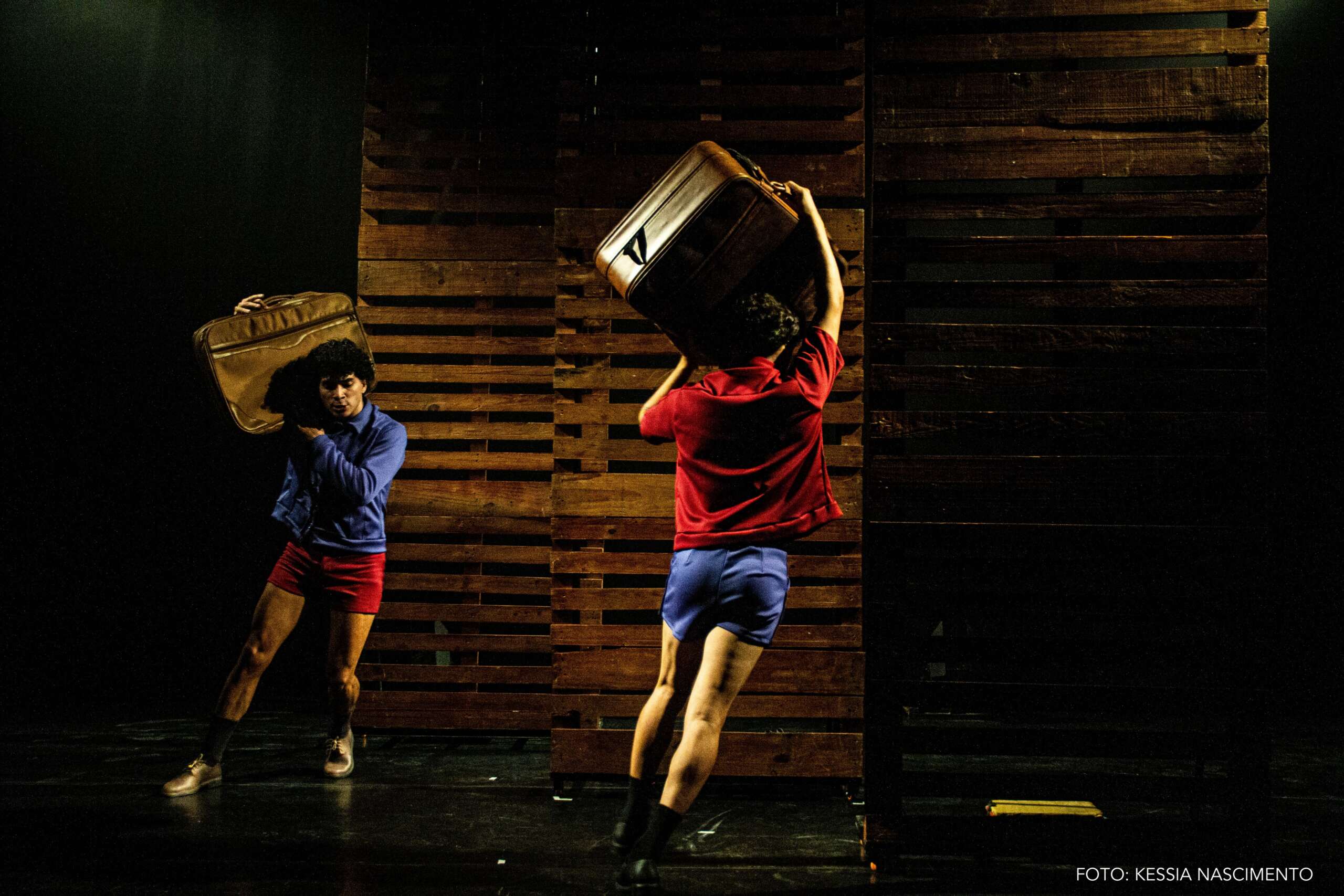 Último final de semana da temporada do espetáculo “E  O Que Resta Sou Eu”, no Hub Cultural Porto Dragão