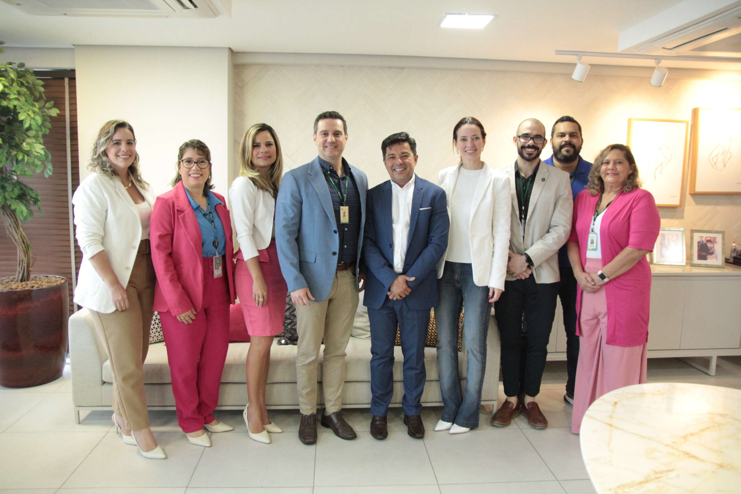 Sefaz-CE e Sesc assinam acordo de cooperação para novos espaços de alimentação no órgão