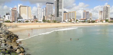 Semace aponta 13 praias próprias para banho em Fortaleza