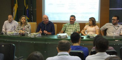 Lançamento de revista científica marca abertura da Semana do Servidor da Semace