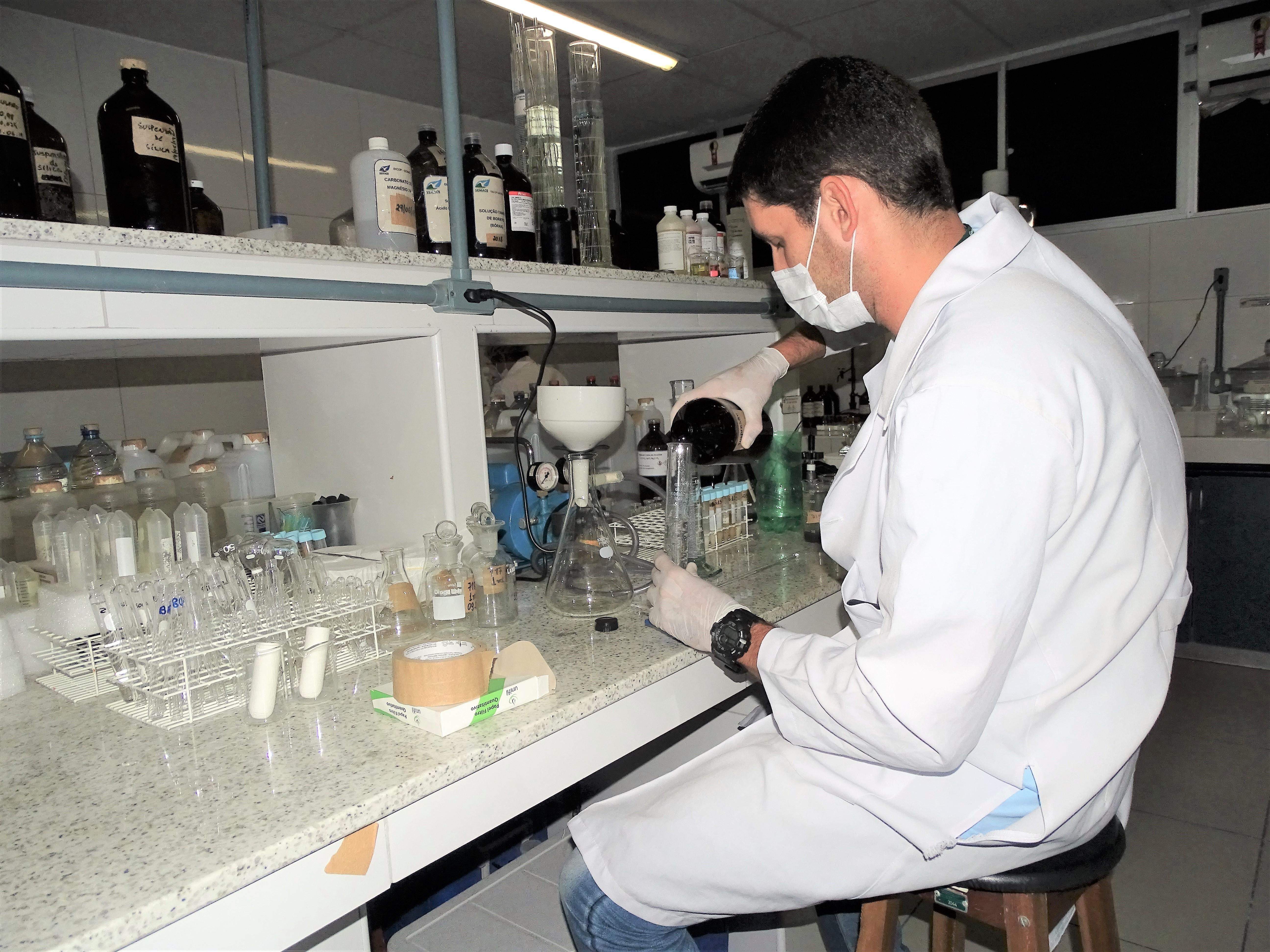 Semace faz exame extra da qualidade da água do Cocó