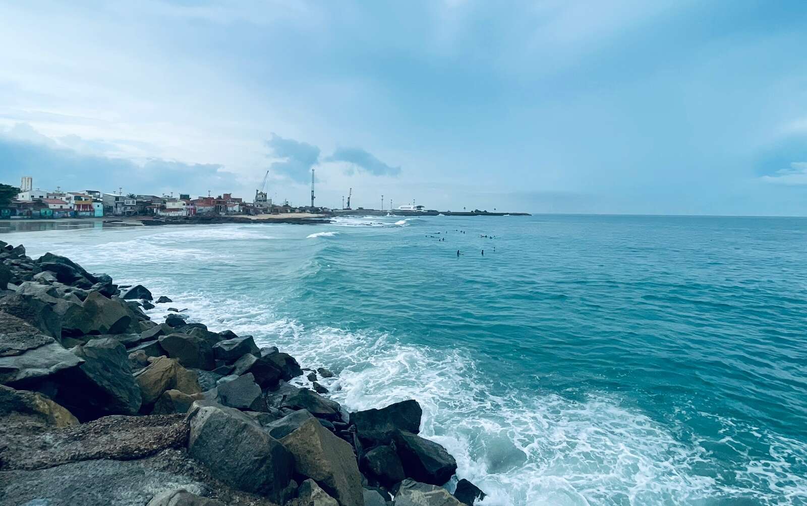 Balneabilidade da Semace aponta quarenta e dois trechos de orla cearense próprios