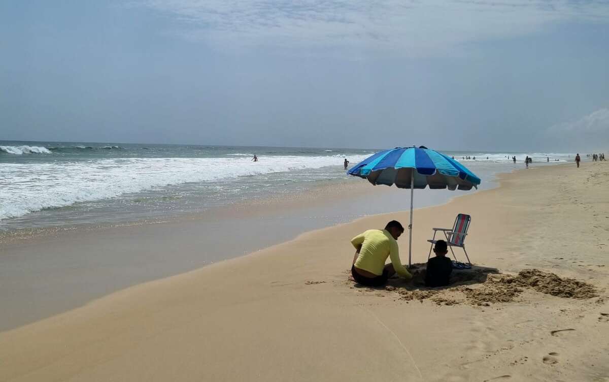 Fortaleza possui 21 trechos próprios para banho neste fim de semana