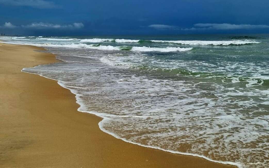 Fortaleza tem oito trechos de praia próprios para banho neste fim de semana