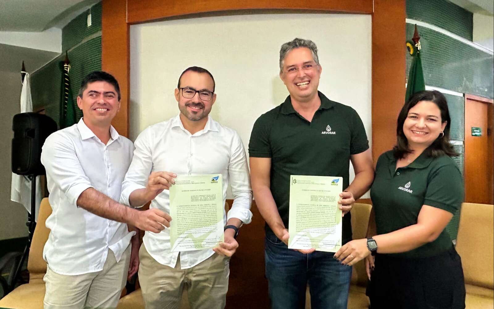 Semace assina Acordo de Cooperação Técnica com Beach Park para proteção de animais no novo parque
