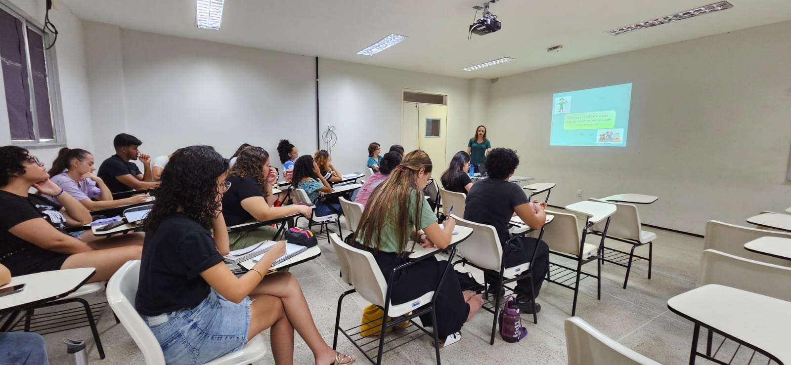 Em palestra na UFC, Semace destaca importância dos profissionais ambientais
