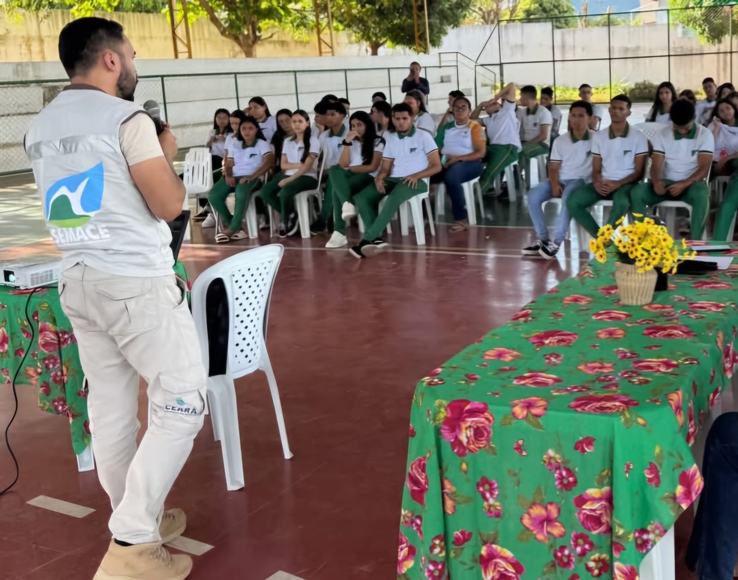 Semace promove ciclo de palestras sobre mudanças climáticas e conservação na região Norte do Ceará