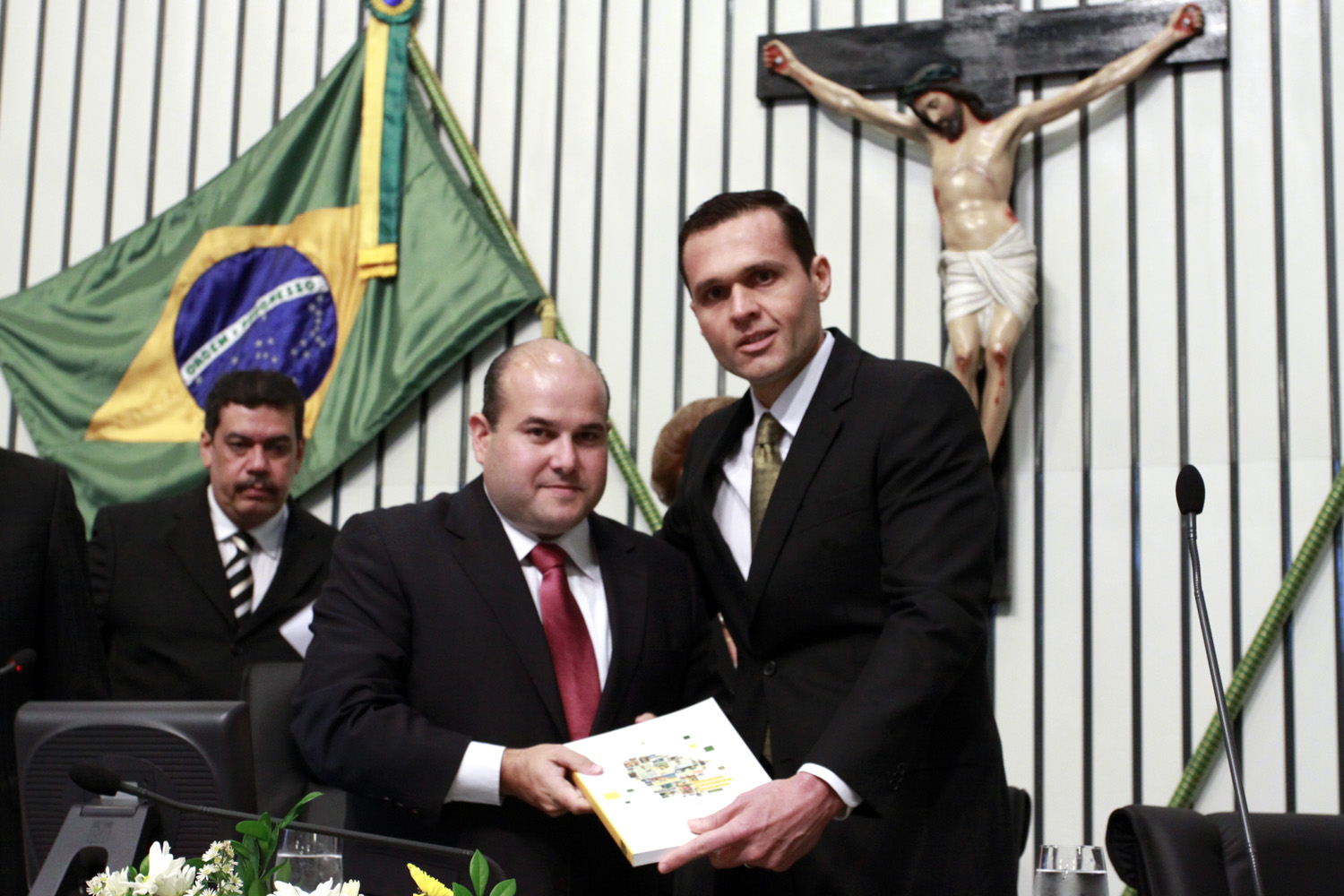 Secretário destaca investimentos do Estado em 2011