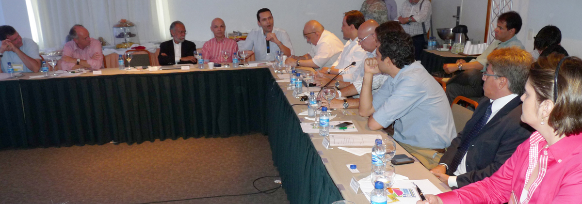 Secretário tem encontro com empresários de turismo