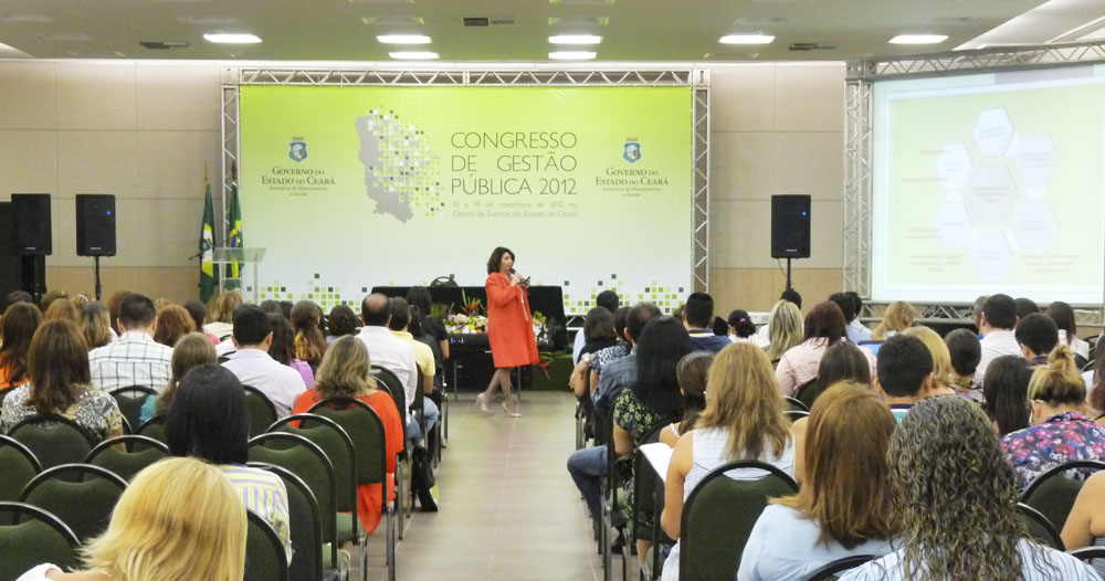 Congresso debate modelo democrático de gestão pública