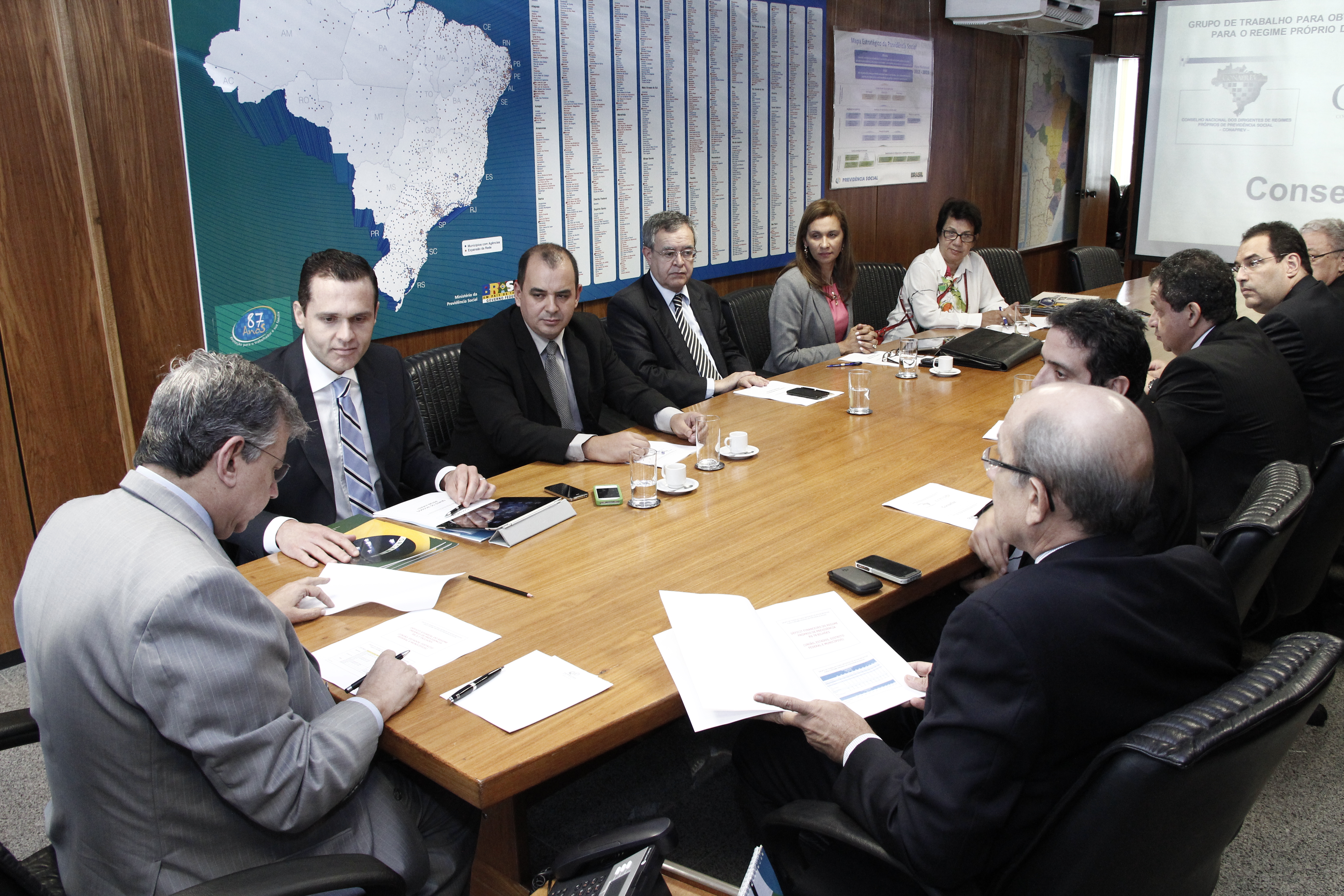 Secretário participa de reunião no Ministério da Previdência