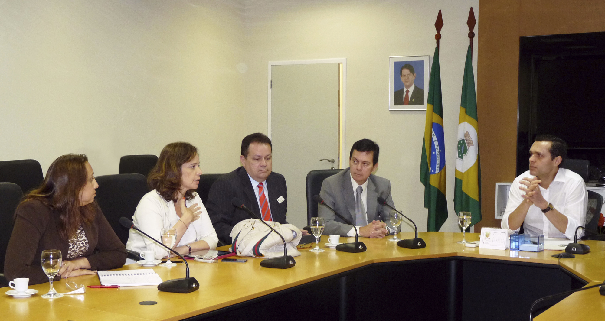 SEPLAG reúne Bradesco e CEF para avaliar consignados