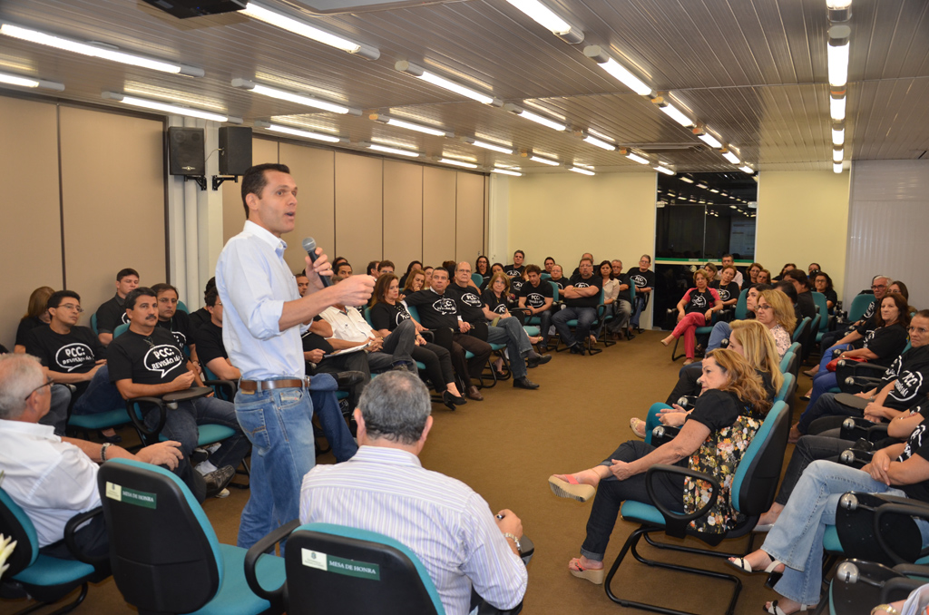 Direção da SEPLAG reúne servidores para diálogo