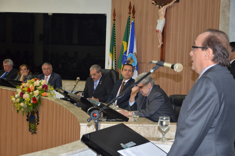 Entrega da Medalha Boticário Ferreira a Tin Gomes