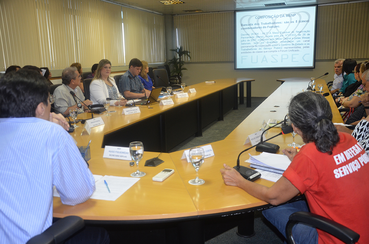MENP realiza primeira reunião de 2015