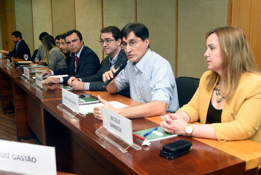 Planejamento estratégico e plano de concessões são tratados em reunião na Fiec