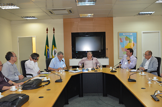 Reunião na Seplag analisa possibilidade de parcerias entre Governo e Prefeitura