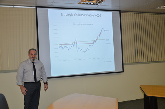 Seplag debate cenários econômicos e alternativas de investimentos para recursos do Supsec