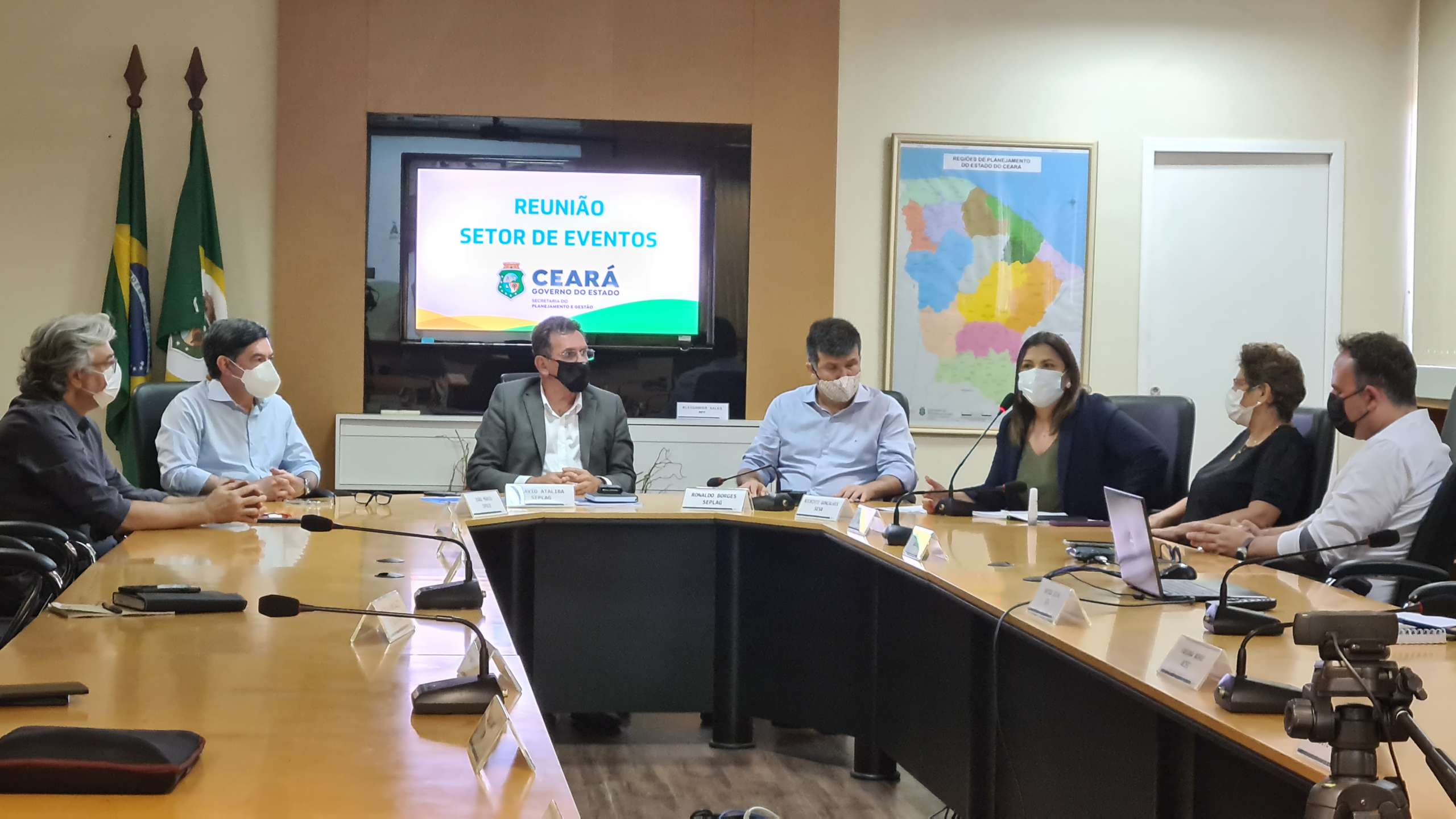Ceará deverá exigir passaporte de vacinação para entrada em estabelecimentos
