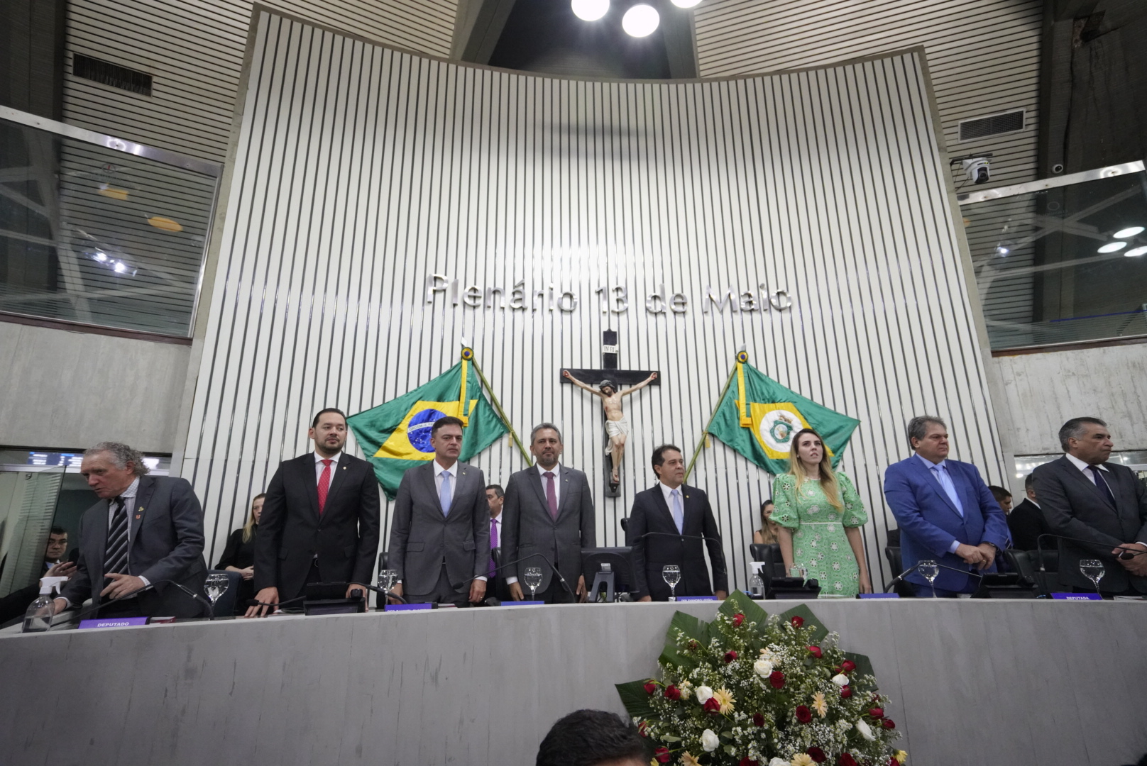 Governador Elmano de Freitas entrega mensagem do Governo na Assembleia Legislativa