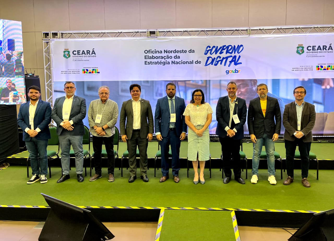 Governos Estadual e Federal apresentam ferramentas de apoio aos municípios para a transformação digital