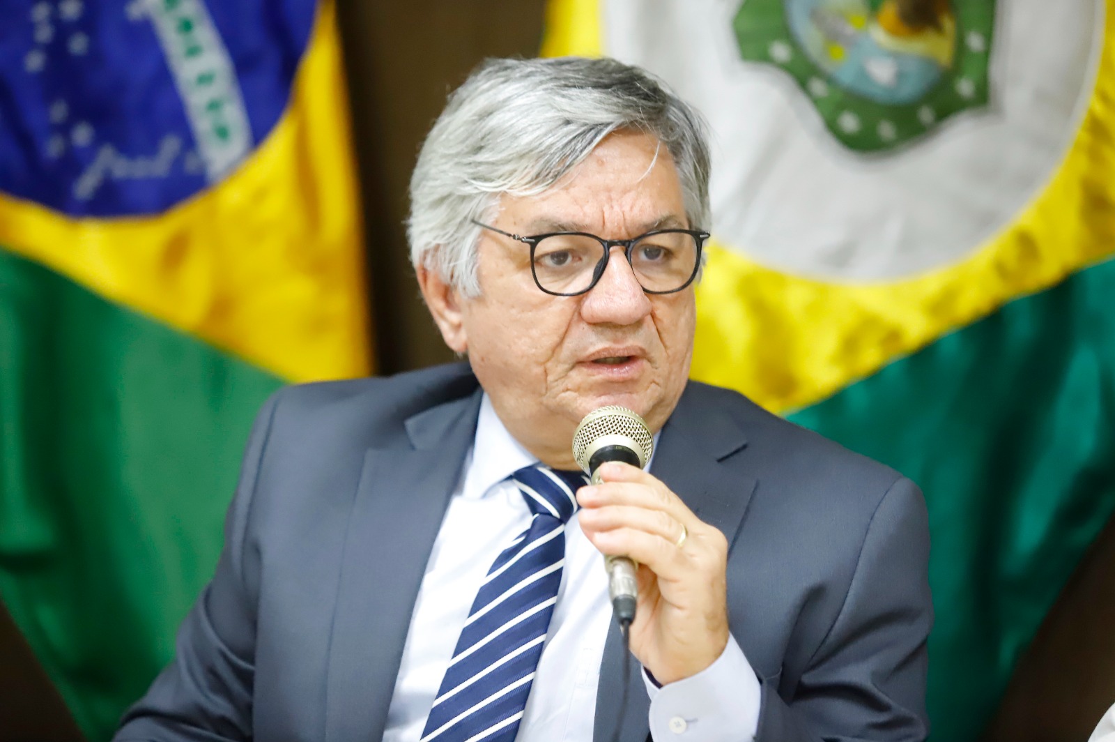 Seplag apresenta PLDO 2025 em audiência pública na Alece
