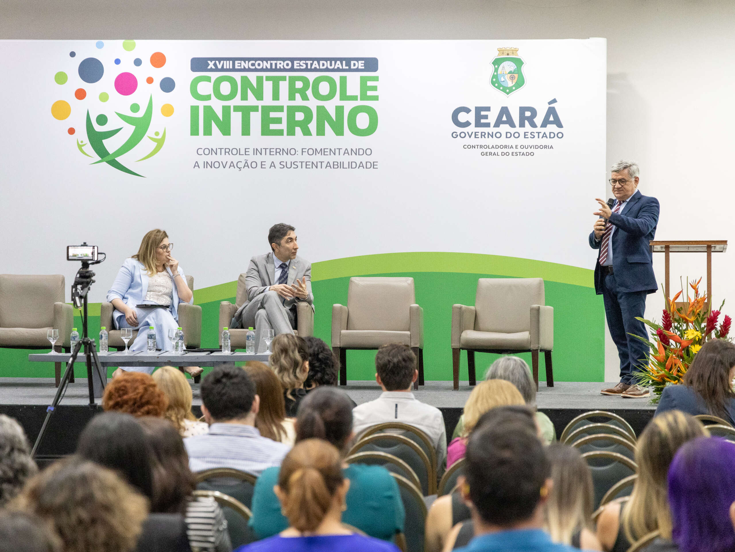 Secretário Cialdini participa do 18° Encontro Estadual de Controle Interno