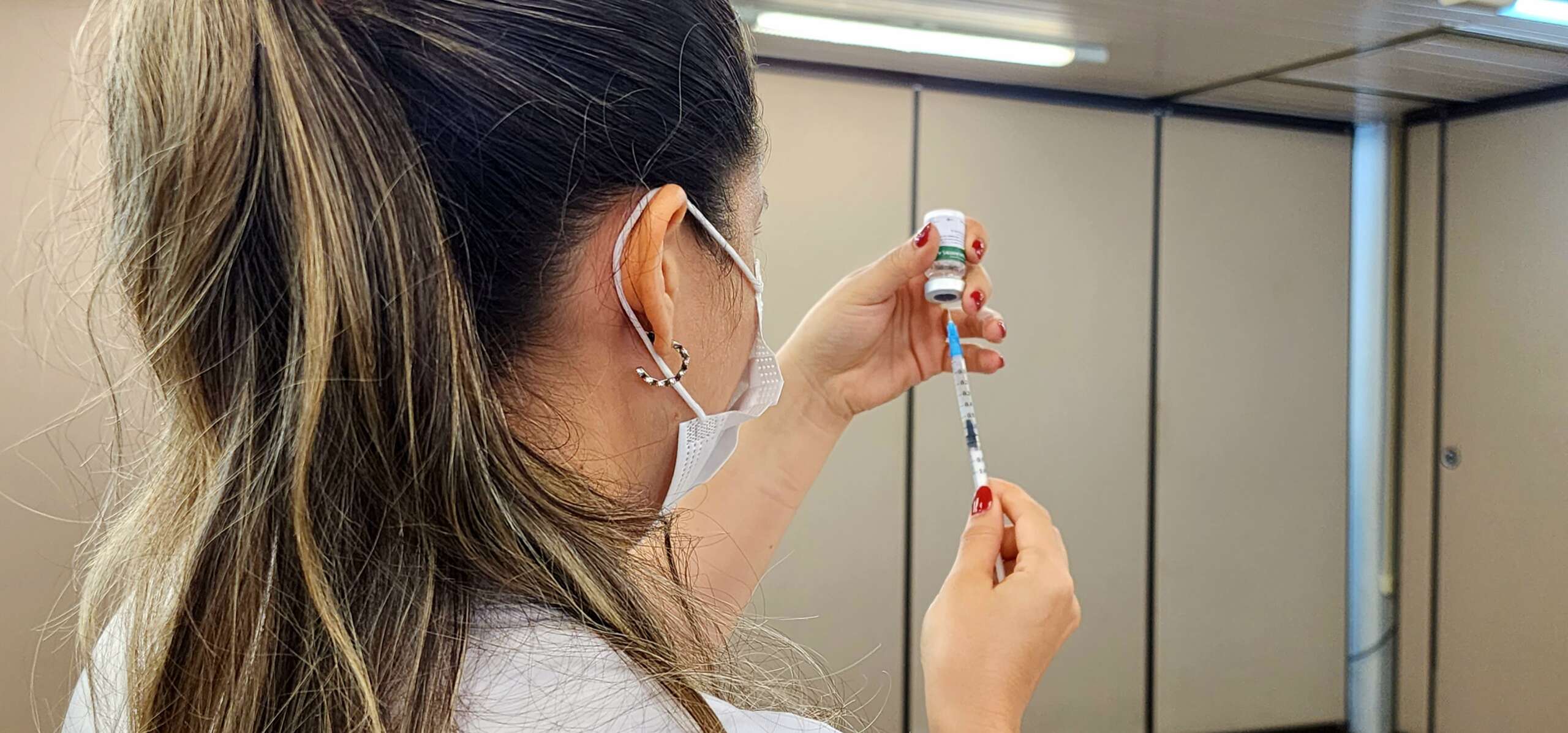 Vacinação na Seplag-CE reforça cuidado com servidores e colaboradores