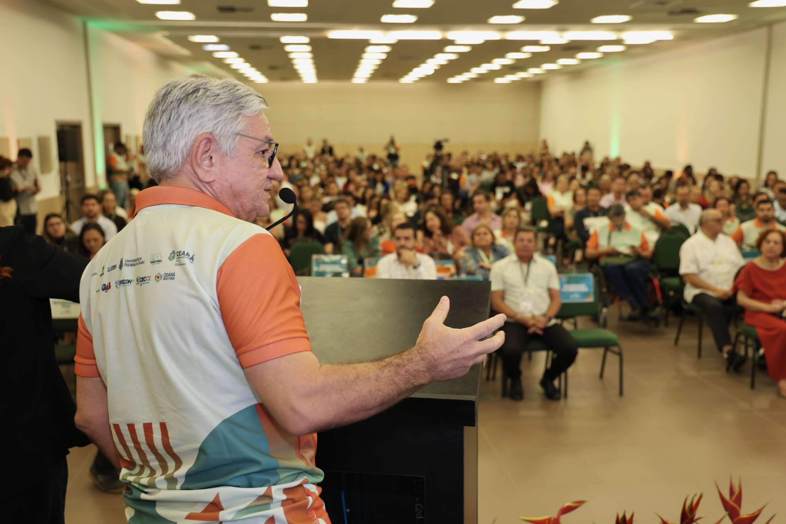 Acrísio Sena destaca resultados da Caravana Ceará Um Só durante pronunciamento na Alece