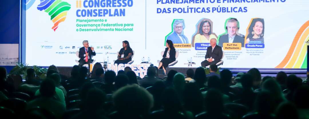 Seplag participa de painel sobre reforma tributária no Congresso do Conseplan