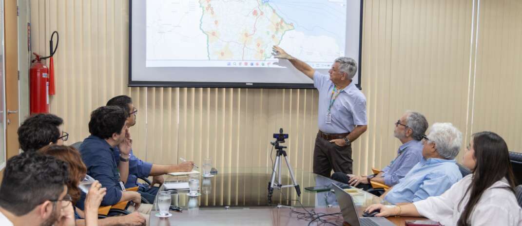 Fortalecimento dos arranjos produtivos locais é pauta de reunião entre Seplag e Impulsiona Ceará