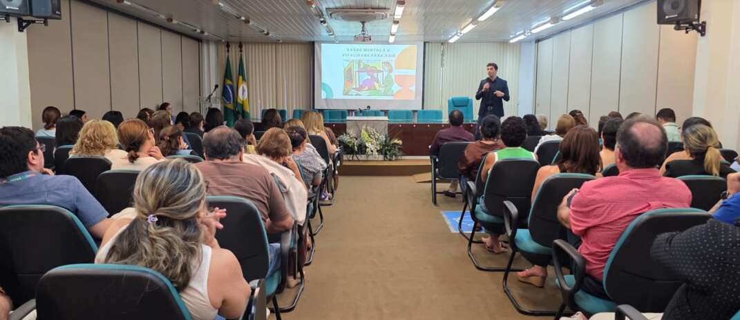 Seplag-CE promove palestra sobre proteção psicossocial no trabalho e prevenção de riscos