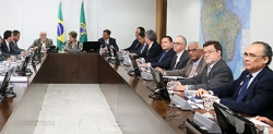 Seca: em reunião com o governador Camilo, Dilma anuncia liberação de recursos para o Estado