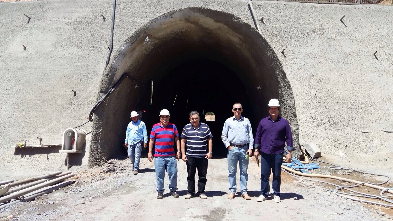 O Secretário dos Recursos Hídricos, visitou às obras do Cinturão das Águas do Ceará (CAC)