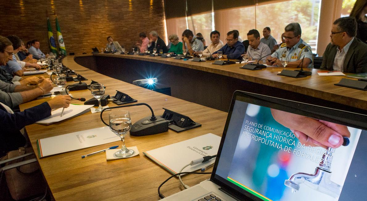 Secretarias do Governo são convocadas a colaborar com a economia de água no Ceará