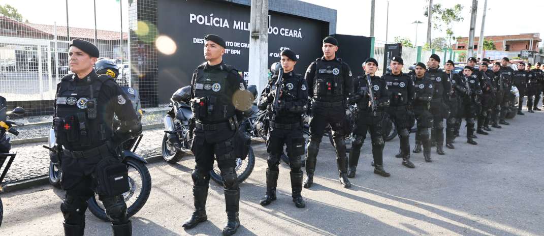 Em Cruz, Governo do Ceará entrega base do Raio, sistema de videomonitoramento e inicia obras de requalificação hídrica