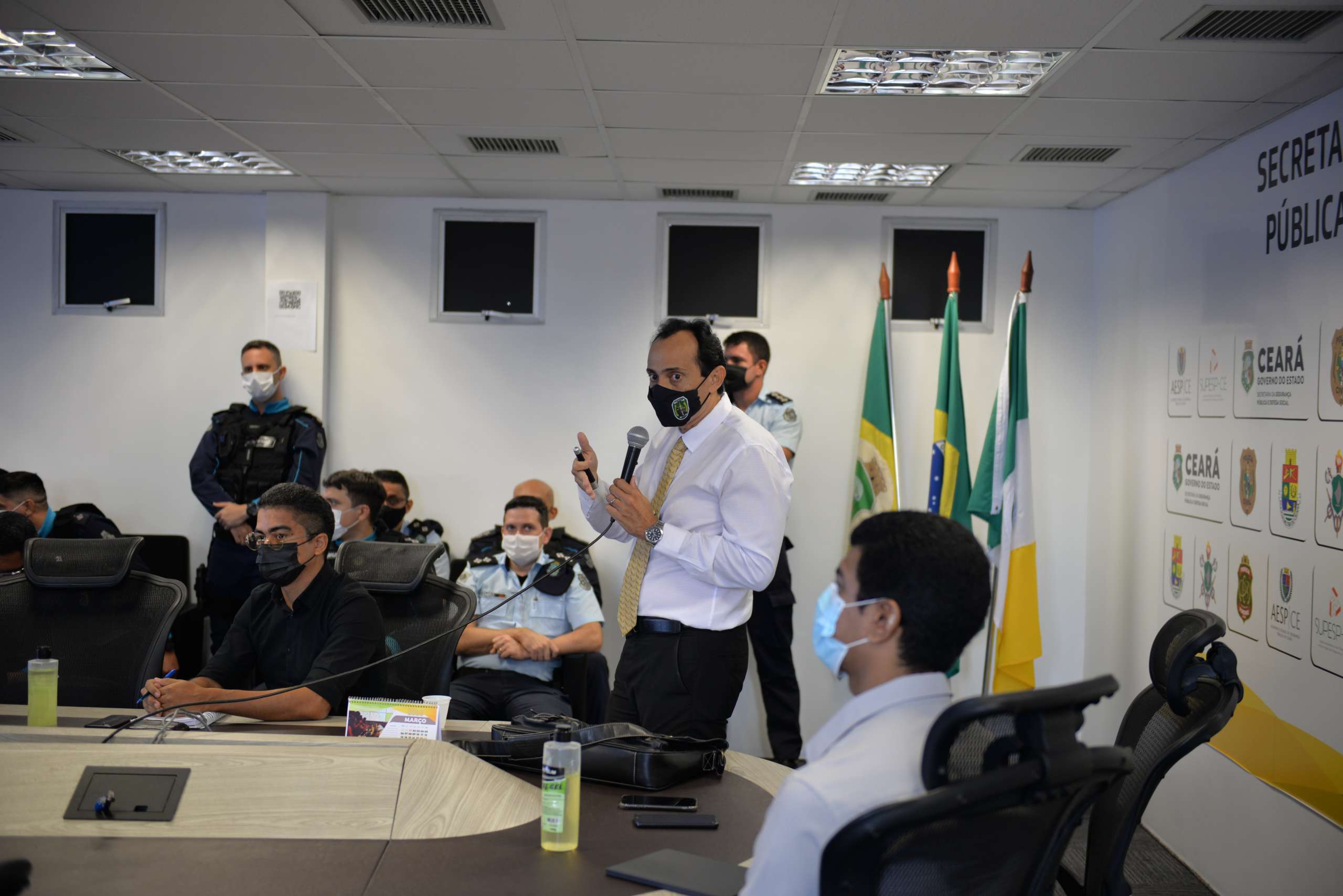 Supesp realiza encontro com comandantes da PMCE durante Ciclo de Capacitações